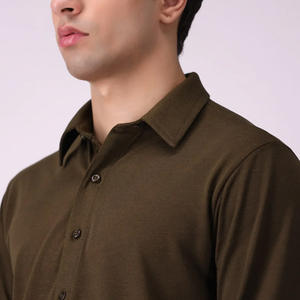 Camisa de hombre con diseño elegante, ligera, antiarrugas, cómoda, transpirable, de alta calidad, en oferta. - Product Image 4