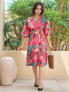 Vestido Casual Hecho a Mano para Mujer, Estilo Formal para Fiesta, Corte en A, Cuello en V, Estampado Floral, Georgette Natural Ecológico - Product Image 4