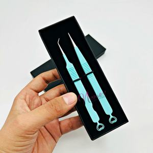 Deux pièces de pince à cils bleu ciel charmante pince à épiler avec coeur sur le fond pince à cils personnalisée - Product Image 3