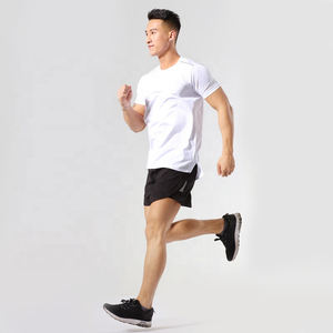 Shorts de course pour hommes personnalisés, style vintage, séchage rapide, respirants, anti-UV, taille élastique, fabrication OEM Pakistan, export - Product Image 3