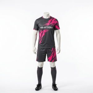 Ensemble d'uniformes de football personnalisés à motif éclair noir et rose, maillot de football à manches courtes, short OEM - Product Image 3