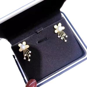 Pendientes Colgantes de Plata Pura, Elegantes y Dulces, con Forma de Flor, con Madreperla, Artesanía Elegante - Product Image 5