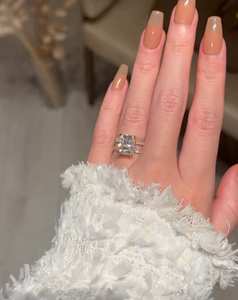 Bague de fiançailles en diamant de laboratoire 4 CT pour femmes |   Bijoux de promesse de mariage tendance plaqués or de luxe - Product Image 3