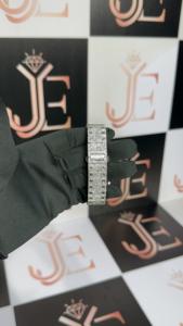 นาฬิกาข้อมือควอตซ์แฟชั่นผู้ชาย สีเขียว หรูหรา ทันสมัย ตัวเรือนโลหะผสมสแตนเลสสตีล ระบบ MIYOTA กันน้ำ เข็มเรืองแสง - Product Image 4