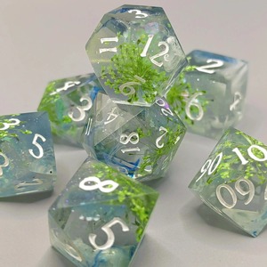 Jeu de dés en résine standard certifié pour l'exportation, dés polyédriques en résine pour jeux de rôle professionnels D&D, accessoire de jeu en gros - Product Image 5