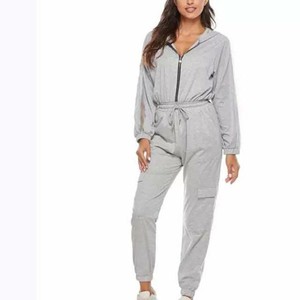Custom Made Women Hooded Tracksuit Slim Fit 2 Piece Set Winter Fleece Tracksuit Set Eco-Friendly 100% Cotton Fleece OEM Service - Product Image 1