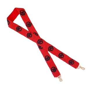 Ceinture de sangle de sac à main perlé avec impression de patte de broderie à la mode élégante avec finition artisanale de luxe et appel de gentillesse par Hiba Enterprises - Product Image 1