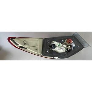 อะไหล่รถยนต์มือสอง สำหรับไฟท้ายขวา Kia RH รุ่น 92402-3S Mobis Korea อะไหล่รถยนต์เกาหลี - Product Image 6