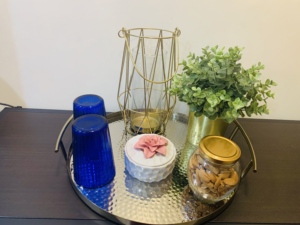 Round Hammered <b>Gold</b> Plated <b>Serving</b> <b>Tray</b> With Handles Home Table Decor Luxury Breakfast Platter Wholesale Low Price Gift <b>Trays</b> - Product Image 6
