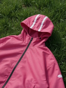 Survêtements coupe-vent élégants pour hommes, ensembles deux pièces en nylon avec fermeture élastique pour l'entraînement en extérieur - Product Image 3