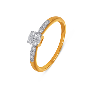 Anillo Solitario Premium para Mujer con Acabado en Oro Amarillo, Diamante CZ de Corte Redondo y Elegante Diseño de Pavé en el Hombro - Product Image 3
