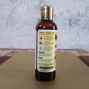 Huile pressée à froid à l'extrait de papaye et de carotte pour éclaircir et hydrater la peau, formule nourrissante - Product Image 2