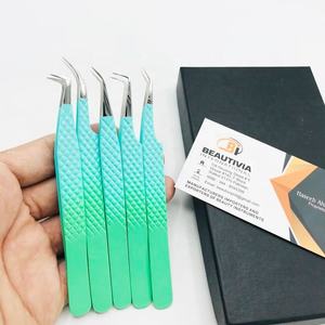 Pinzas de extensión de pestañas de acero inoxidable con logotipo personalizado probadas a mano con punta puntiaguda de embalaje personalizado sostenible - Product Image 4