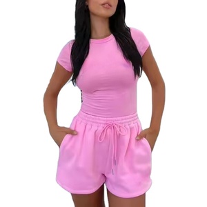 Nouveautés été : Ensemble de t-shirt et short pour femmes, 2 pièces, coton, t-shirt court de style biker et short, ensemble deux pièces pour femmes - Product Image 1