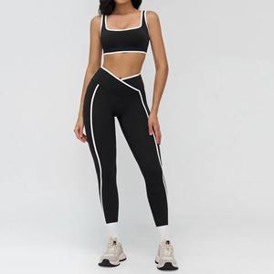 Conjunto de sujetador halter y leggings para mujer, personalizado al por mayor, de cintura alta, de secado rápido, para yoga y fitness, conjunto de 2 piezas para correr - Product Image 1