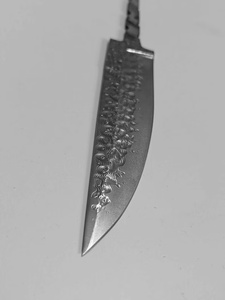 Cuchillo de Caza y Camping de Acero de Damasco Forjado a Mano, Hoja OEM de 8 Pulgadas con Punta Caída, Acero de Alto Carbono, Mango de Madera, Grado Industrial - Product Image 6