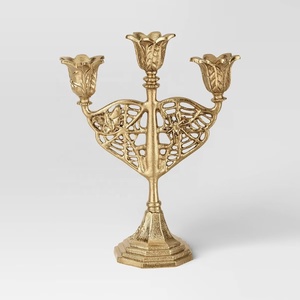 เชิงเทียนโทนสีทองวินเทจสามชิ้นตกแต่งโต๊ะลวดลายดอกไม้คลาสสิก - Product Image 1