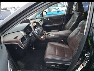 Venta de Fábrica, LE-XU-S RX350 Usado del 2018 - Product Image 3