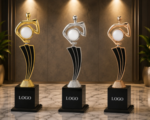 Elegante Estatua de Oficina con Forma de Dama para Decoración de Escritorio Profesional en Dorado, Plateado, Cobre y Bronce - Product Image 1