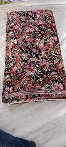 Tissu en crêpe imprimé 100% soie, textile tissé léger et doux pour robes, kurtis, vêtements de nuit - Product Image 1
