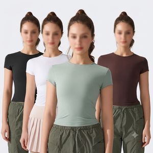 Camiseta Deportiva para Mujer, de Manga Corta, Ajustada, Transpirable, de Secado Rápido, con Logotipo Personalizado OEM, Precio de Fábrica China Bangladesh - Product Image 1