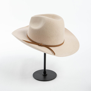 Chapeau en feutre de laine tendance et très vendu, chapeau de cowboy à large bord rigide - Product Image 3