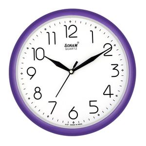 Reloj de Pared con Esfera Dorada de Estilo Clásico en Oferta, Decoración de Hogar de Lujo para Sala de Estar con Movimiento Silencioso, Disponible para la Venta - Product Image 5