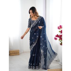 Sari de organza hecho a mano con hermosa silueta recta, ideal para fiestas, con intrincado trabajo de lentejuelas y bordados, escote redondo, marca SP. - Product Image 1