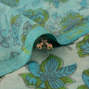 Tela india hecha a mano con hermosos estampados florales, 100% algodón voile puro, tela Dabu con estampado a mano para prendas de vestir. - Product Image 5