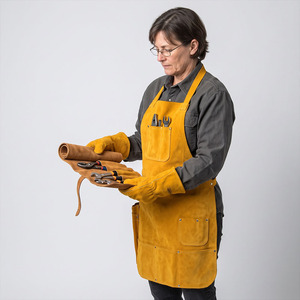 Tablier de soudeur en cuir de vachette pleine fleur de qualité supérieure, ignifuge, pour la protection industrielle contre les étincelles - Product Image 2