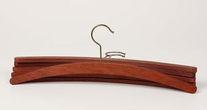 Porte-manteau décoratif en bois courbé, support minimaliste moderne pour rangement, idéal pour usage résidentiel, commercial et hôtelier - Product Image 6