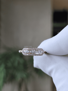 Bague Halo en Diamant de Laboratoire Marquise 0,35 Ct Or Trois Pierres Agrégées Anniversaire Bijoux Fins pour Femme - Product Image 3