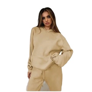 Conjunto de pantalones y Sudadera con capucha de dos piezas con estampado de abullonado personalizado, chándales para mujer, Conjunto de sudadera con capucha y pantalones de chándal recortados de alta calidad para mujer - Product Image 6