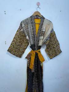 Bata Kimono de Seda con Parches, Ligera y Colorida, Cárdigan de Seda con Estampado Floral Bohemio, Bata de Baño para Mujer - Product Image 4