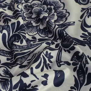 T-shirt Homme Grande Taille Col Rond Manches Courtes Respirant Écologique Séchage Rapide Personnalisable par Sublimation 100% Coton de Haute Qualité - Product Image 6