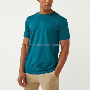 Camiseta Negra Lisa de Alta Calidad, 100% Algodón Premium, Personalizable con Logotipo, Cuello Redondo para Hombre - Product Image 4