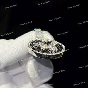 Colgante de Estrella con Diamantes Moissanite Blancos y Negros, Diseño Iced Out en Plata 925, Joyería de Lujo Estilo Hip Hop - Product Image 4