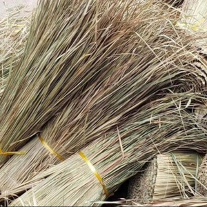 Vietnam Factory Palm Thatch Umbrella 1.8m Natural Grass Roof Garden Beach Umbrella Outdoor Resort Shade Manufacturer Export - Product Image 6