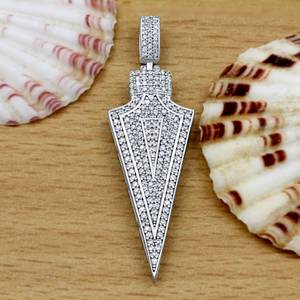 Pendentif en forme de flèche sertie de diamants ronds en moissanite pour soirée hip-hop, avec pendentifs et breloques en argent sterling 925, bijoux fins - Product Image 1