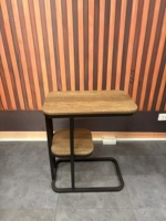 Table basse moderne à 2 niveaux avec structure en métal et plateau en MFC PB