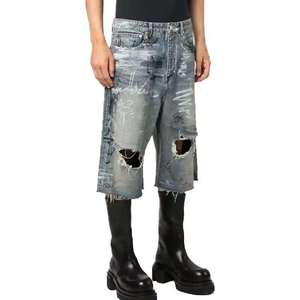 Pantalones Cortos Bermuda de Mezclilla Rasgados de Cintura Alta para Hombre con Estampado de Letras Dibujadas a Mano, Cierre de Botones, Estilo Urbano, de Lona de Algodón - Product Image 2