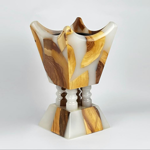 Quemador de Resina Mubkhar con Impresionantes Incrustaciones Azul Cielo Fusionadas con Copa de Metal Negro y Detalles de Madera Natural para Uso con Fragancias - Product Image 3