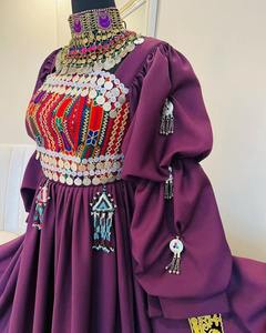 Elegante vestido de novia afgano de seda morada con corpiño con intrincados detalles de espejo y minivestido a juego para conjunto madre e hija. - Product Image 3