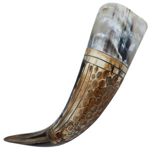 Auténtico Jarro Vikingo Hecho a Mano, Taza Natural para Beber Cerveza, Cidra o Miel, Diseño Rústico Nórdico Tradicional - Product Image 1