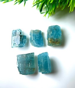 Cristaux bruts d'aquamarine brésiliens, qualité facettée, pierre naturelle bleue pour la fabrication de bijoux, vente en gros - Product Image 3