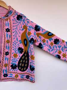 Veste courte Suzani en TNT faite à la main pour femmes, manteau en coton brodé, vêtements d'extérieur bohèmes pour l'hiver - Product Image 5