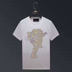 Nouveau T-shirt en strass pour hommes, personnalisé avec strass sur toute la surface, OEM, lettres et logos en strass unis sur le col, vente en gros - Product Image 6