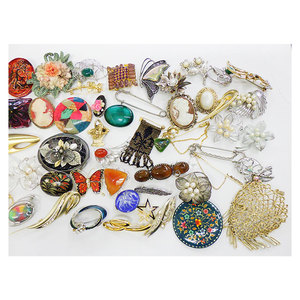 Qualité Supérieure Prix Fabuleux Ensemble Assorti de 50 Broches Unisexe d'Occasion Style Chinois Tendance - Product Image 1