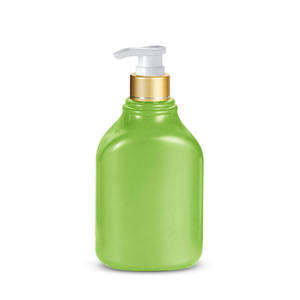Envase Cosmético de Botella Plana con Hombro Inclinado, Tapa Antiderrames, Diseño Elegante y Ecológico, Serigrafía, Plástico PET, 480 ml - Product Image 6