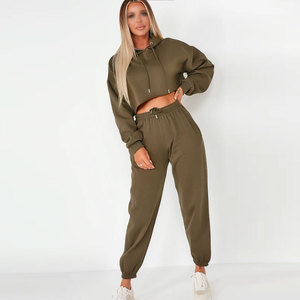 Conjunto de Sudadera Corta Verde Oliva para Mujer con Pantalones Jogger a Juego, Sudadera de Punto Oversize de Manga Larga, Atuendo Casual Transpirable para Invierno - Product Image 1